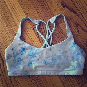 Sports bra